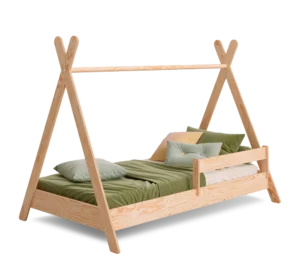 Lit pour enfant en bois de style tipi fabriqué en contreplaqué de pin de couleur bois naturel avec une barrière latérale