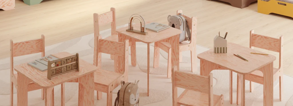 Ensemble de tables et chaises pour enfants réalisé en contreplaqué de pin couleur bois naturel