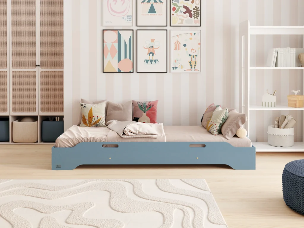 Lit en bois en contreplaqué de pin couleur bleu sans barrières