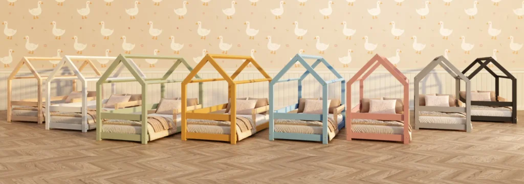 Lits pour enfants en bois de pin en forme de maison disponibles en différentes couleurs avec des barrières latérales