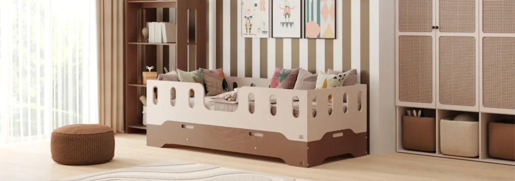 Lit en bois TILA 2 en couleur cachemire sur le lit en bois TILA 8 en couleur chocolat