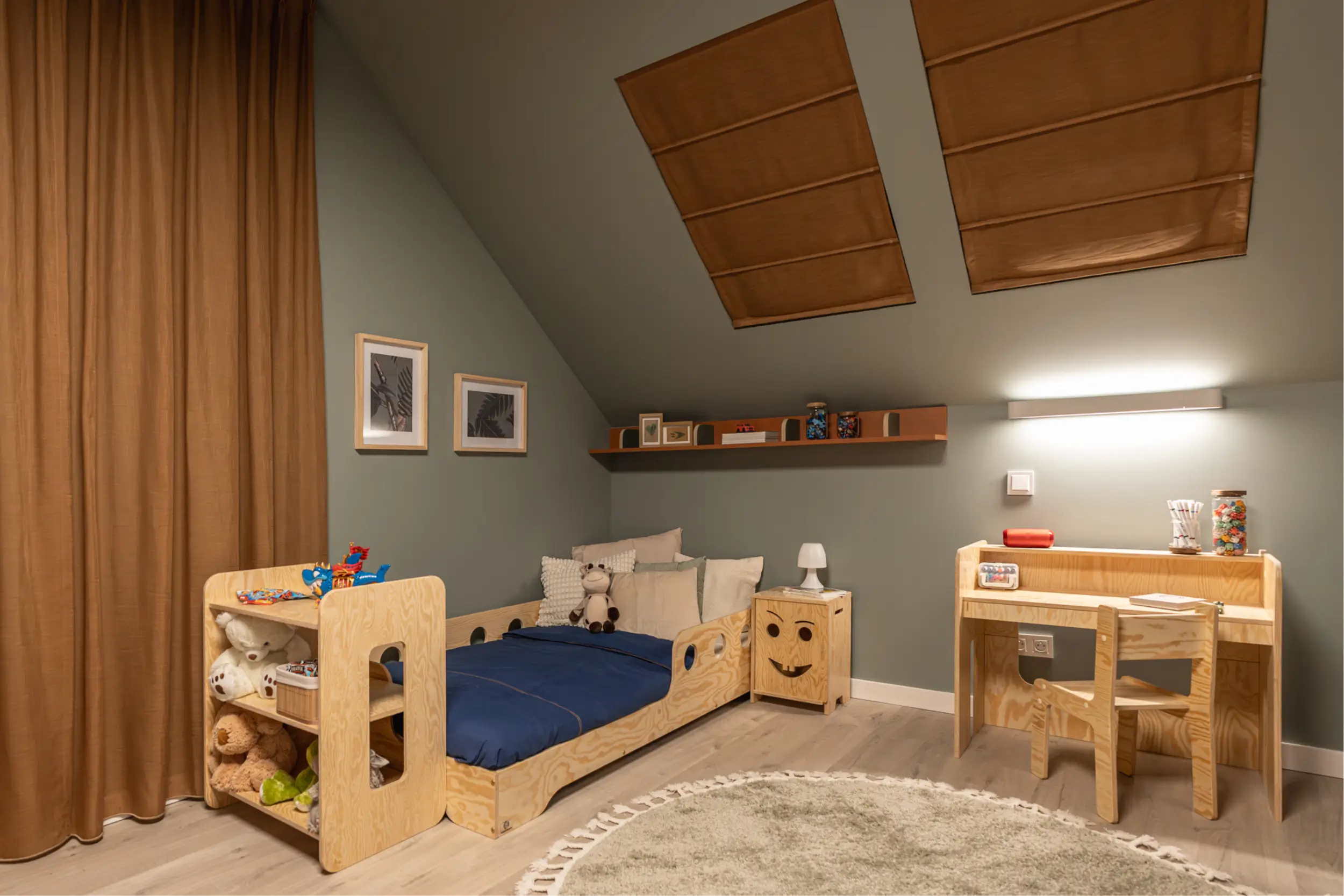 Lit enfant en bois avec tiroir et sommier TILA 10 Montessori