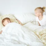 Lit spécial enfant autiste guide pour un sommeil serein