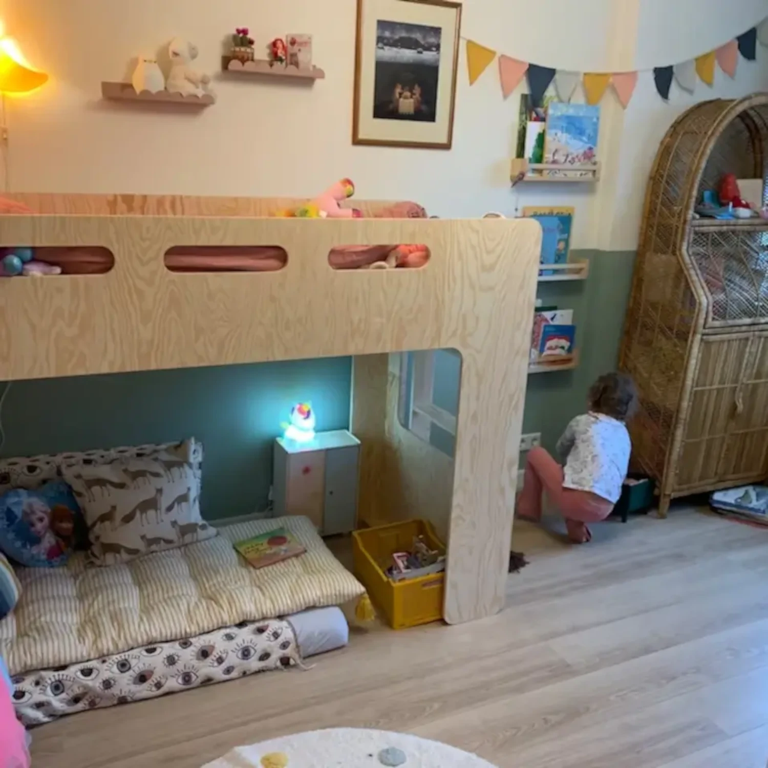 Lit superposé simple en bois avec mezzanine pour enfant MIMI A Montessori